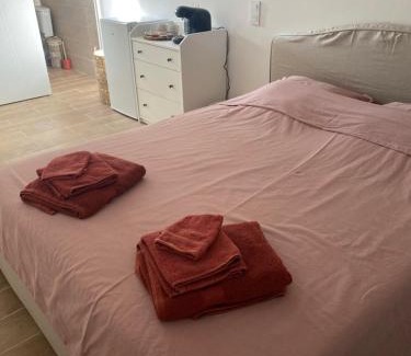 Saint-Nazaire Bed & Breakfast | Cocon à quelques minutes des plages du Roussillon