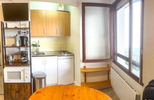 Arette Apartment | Cocon montagnard accès direct aux Pistes et GR10
