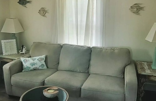 Hayesville Cottage | Coconut Cottage 2 Bedroom on Lake Chatuge!