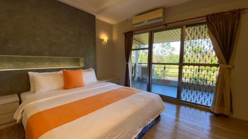 Daguang Bed & Breakfast | Coconutpalm Home
