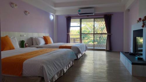 Daguang Bed & Breakfast | Coconutpalm Home