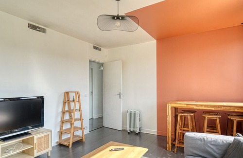 Quartier de Becon Apartment | Cocoon comfort 2 steps from the Seine