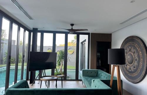 Sa Khu Villa | Cocoon Villa 5 - Luxurious 3BR Pool Retreat near Naithon Beach