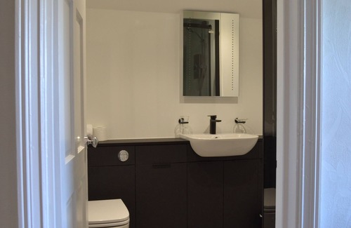 Gwynedd- Snowdonia Hotel | Coed-Y-Fron Guest House