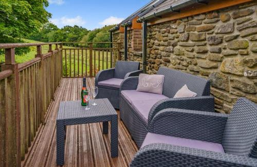 Cilybebyll House | Coed Y Nant Barn