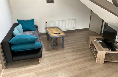 Solre-le-Chateau Apartment | Coeur de Solrézis