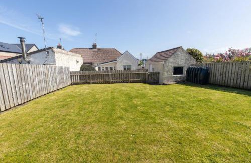 Portrush House | Coffee Cottage Portrush Holiday Home Self Catering