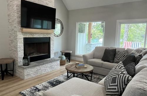 Malakoff House | Coffee Cove on Cedar Creek