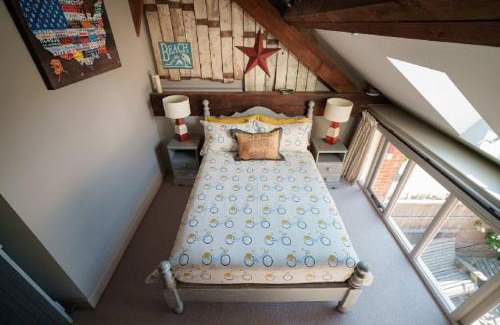 Walsingham House | Cog Cottage
