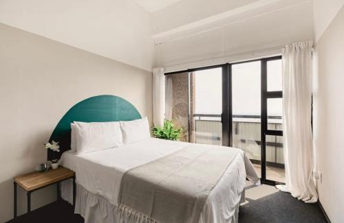 Braamfontein Apartment | COGE - Braamfontein - 2 Bedroom