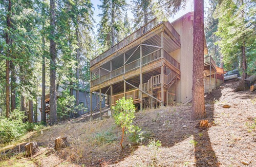 Cold Springs Cottage | Cold Springs Mountain Cabin: Hot Tub & Generator