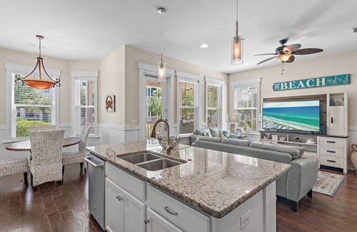 Santa Rosa Beach House | Cole Beck's Cove 4BR Coastal Retreat w/Golf Cart & Bikes, Sleeps 10, Pools & Beach Access