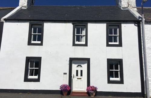 Newton Stewart House | Colebrook Cottage
