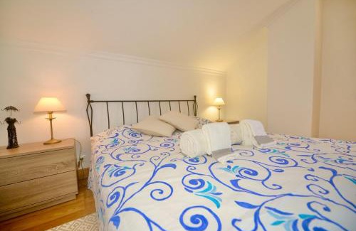 Sao Martinho do Porto Apartment | 'Collasão' - Stunning Duplex with Pool & Sea Views