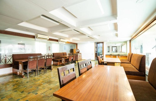 Gandhinagar Hotel | Collection O 49275 Hotel Suman City