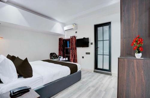 Karol Bagh Hotel | Collection O Karol Bagh