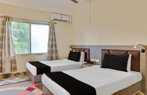 Siliguri Hotel | Collection O Palm Tree Lodge