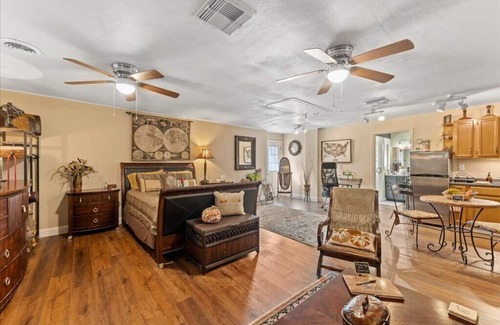 College Park Cottage | College Park 5Star Guesthouse Villa - QUIET-PRIVATE-mins to DT and Winter Park