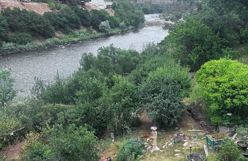 Glenwood Springs Cabin | Colorado Cabin Overlooking the Roaring Fork River