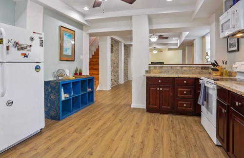 Audubon House | Colorful and clean Uptown home minutes from Tulane/Loyola!
