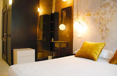 Campo di Marte Apartment | Colorful Pied-à-Terre Via Gioberti