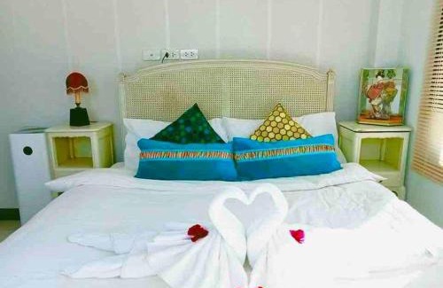 Nang Lae Villa | Colorful Pool Villa, Chiang Rai, Thailand