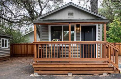 Sonora House | Columbia Cabins Cabin 5