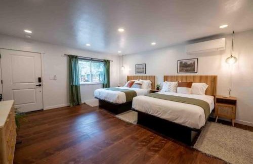 Sonora House | Columbia Cabins Cabin 8