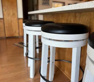 Sunland Estates House | Columbia River Gorge Cabin with Gorgeous View!