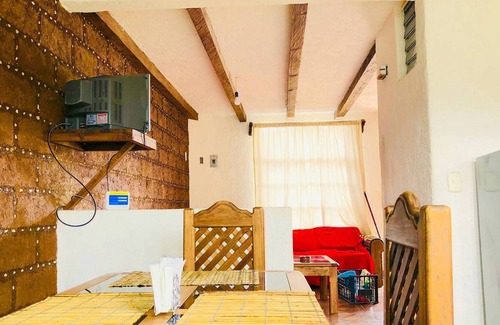 San Cristobal de las Casas House | Comfy Bedroom Town House Garden & Market Area