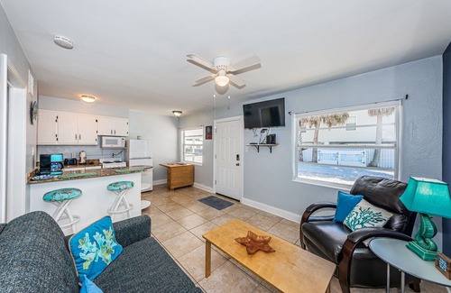 Indian Rocks Beach Villa | Come and enjoy Beachside villa suite #2 Steps from BEACH