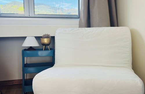 Vila Franca do Campo Apartment | Come and enjoy peace, quiet and views of the sea and mountains in your comfort.