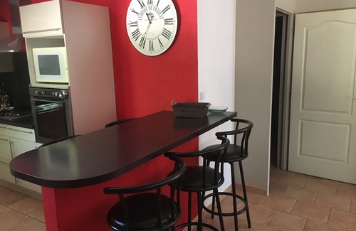 Caumont-sur-Durance House | Come and spend your vacations in our 3 * listed house in Caumont sur Durance (84510).