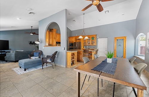 Chandler House | Come relax in the Pool at the Palm House-Prime Location!