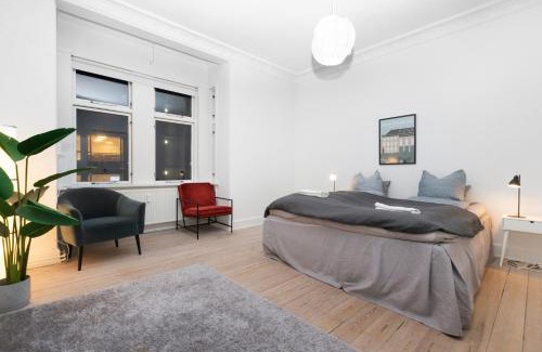 Midtbyen Apartment | Come Stay in Aarhus - Close to everything 4 people