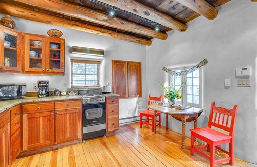 Taos House | Come stay with us at La Posada De Taos !