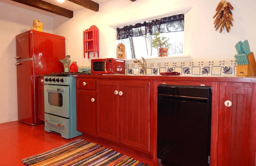 Taos House | Come stay with us in our unique casita .