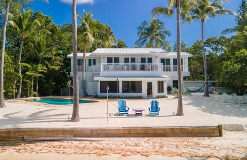 Lower Matecumbe Beach House | Come Vacation with us in 58 Sunset Road