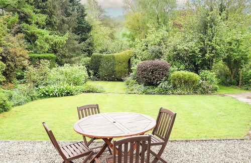 East Witton Cottage | Comfortable property all on one level in a pretty village location.