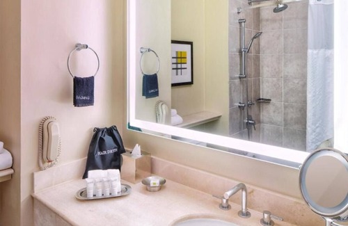 Redwood Shores House | Comfort and Convenience! Three Mountain View Units, Outdoor Pool, Pets Allowed!