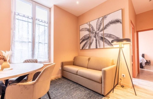 Clermont Ferrand City Centre Apartment | Comfort and Space 12pers center