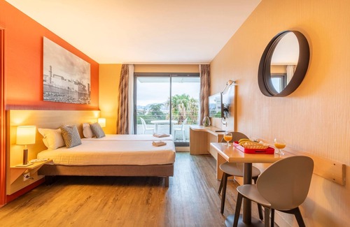 La Plage Hotel | Comfort Aparthotel Marseille Prado Plage