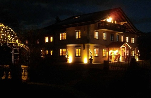 Luft Apartment | Comfort apartment "Liesl" with pool & fantastic views in the alpine hut atmosphere