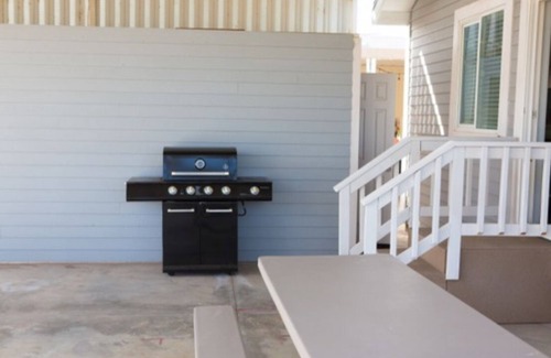Yuma House | Comfort, convenience, and outdoor adventure just minutes from the river!