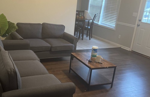 Smyrna House | Comfort Corner