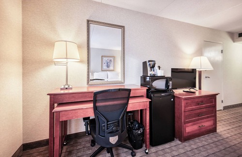 Southeast Calgary Hotel | Comfort for Everyone at Amenida Residences : Spacious Two-Bed Rooms Await!