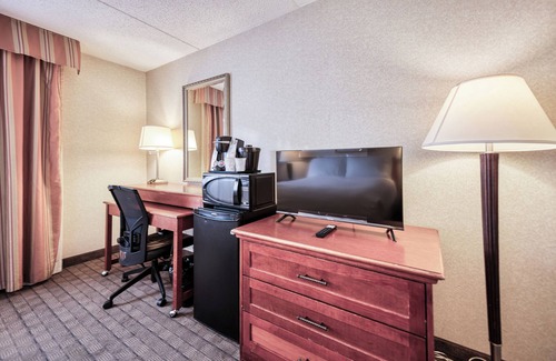 Southeast Calgary Hotel | Comfort for Everyone at Amenida Residences : Spacious Two-Bed Rooms Await!