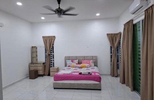 China House | Comfort homestay68