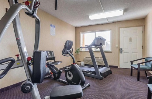 Retsil Hotel | Comfort Inn On the Bay