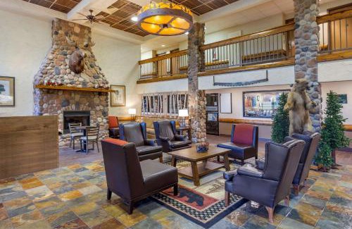 Branson Hotel | Comfort Inn & Suites Branson Meadows